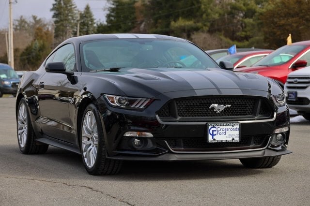 2017 Ford Mustang GT 2dr Fastback